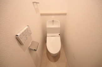 シンプルで使いやすいトイレです