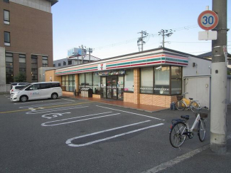 セブンイレブン大阪住道矢田５丁目店まで310m