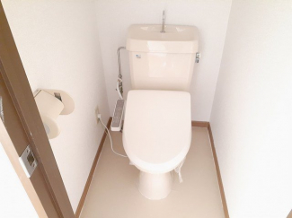 ゆったりとした空間のトイレです