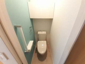 ゆったりとした空間のトイレです