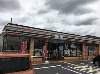 セブンイレブン西脇和田店まで610m