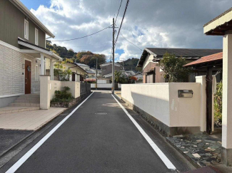 南東側道路