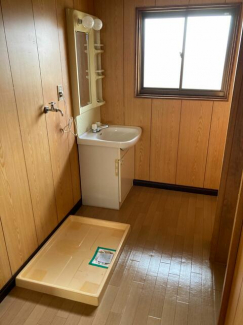 西条市三津屋の一戸建ての画像