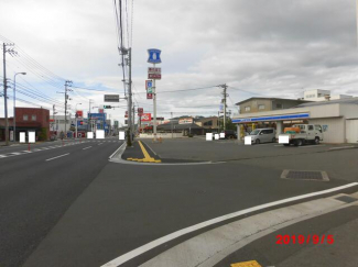 ローソン松山問屋町店まで876m