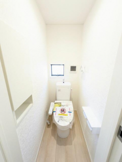 フチなしでお手入れ簡単　節水タイプとなっております