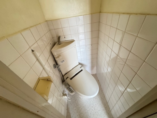 コンパクトで使いやすいトイレです