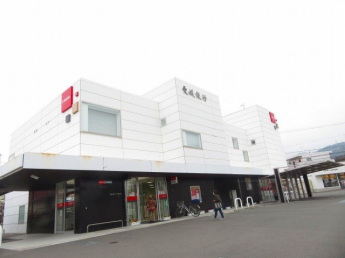 愛媛銀行桑原支店様まで900m