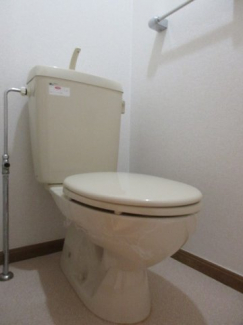 シンプルで使いやすいトイレです