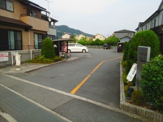 車をお持ちの方に嬉しい駐車場付きの物件です