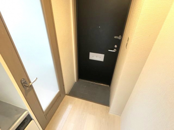 【玄関】