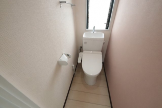 シンプルで使いやすいトイレです