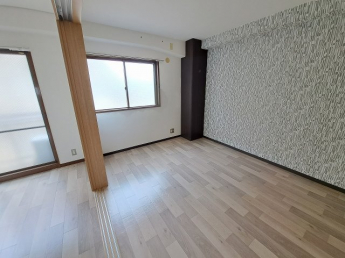 【寝室】