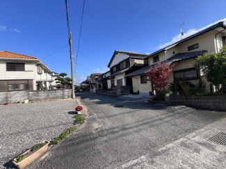 【前面道路含む現地写真】