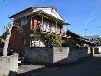 外観を南西側より撮影