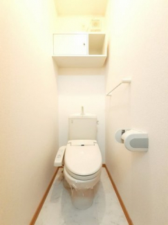 シンプルで使いやすいトイレです