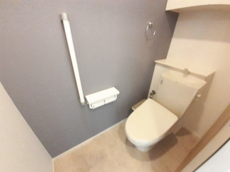 ゆったりとした空間のトイレです