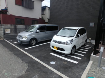 【駐車場】