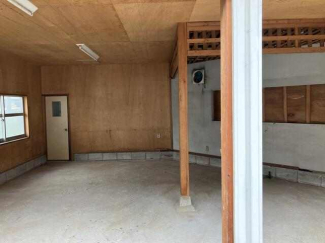 加古川市加古川町溝之口の倉庫の画像