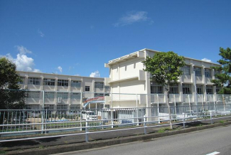 神戸市立木津小学校まで265m