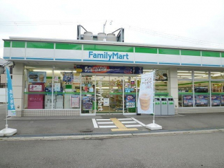 ファミリーマート西舞子店まで700m