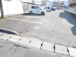 久保田町　月極駐車場の画像