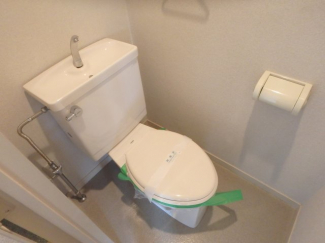 コンパクトで使いやすいトイレです