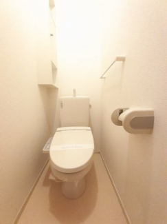 ゆったりとした空間のトイレです