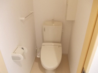 シンプルで使いやすいトイレです