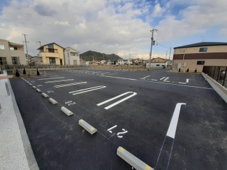 駐車場に車を止められます