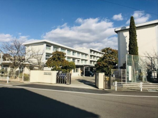 松山市立潮見小学校まで1838m