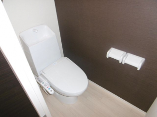 清潔感のあるトイレです