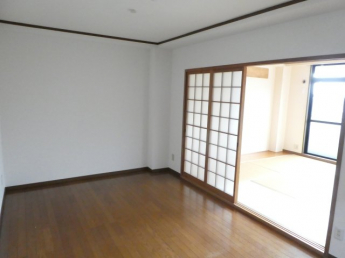 【居間・リビング】