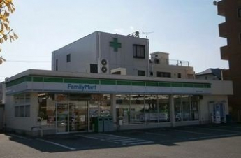 ファミリーマート姫路土山店まで900m