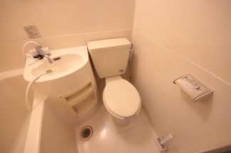 シンプルで使いやすいトイレです