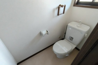 ２階にもトイレあります