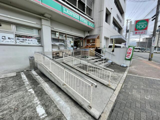 ローソンストア１００神鉄長田駅前店まで177m