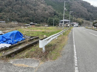 伊予郡砥部町川登の売地の画像