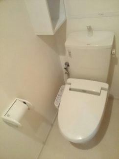 ゆったりとした空間のトイレです