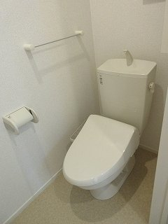 シンプルで使いやすいトイレです