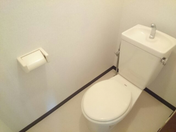 清潔感のあるトイレです