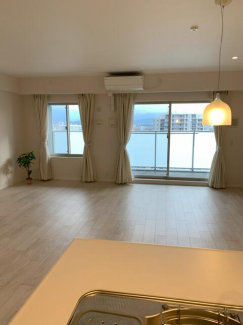 松山市南持田町の中古マンションの画像