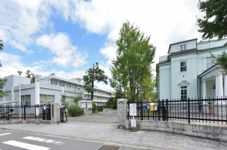 愛大付属小学校・中学校まで600m