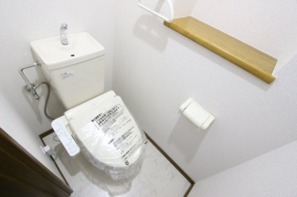 ゆったりとした空間のトイレです