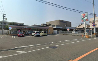 セブンイレブン伊予市郡中店まで164m