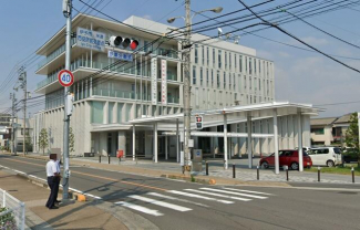 伊予市役所まで278m