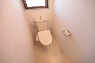 ゆったりとした空間のトイレです