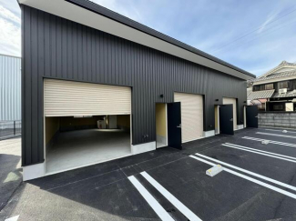 姫路市花田町一本松の倉庫の画像