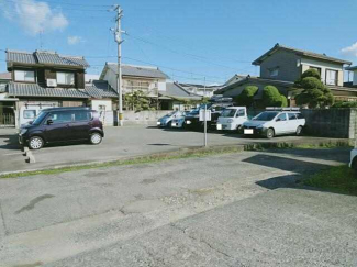 松山市久米窪田町の駐車場の画像