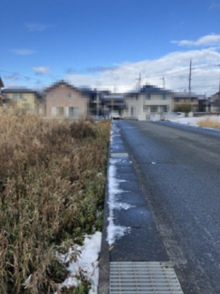 【前面道路含む現地写真】