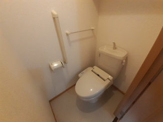 ゆったりとした空間のトイレです